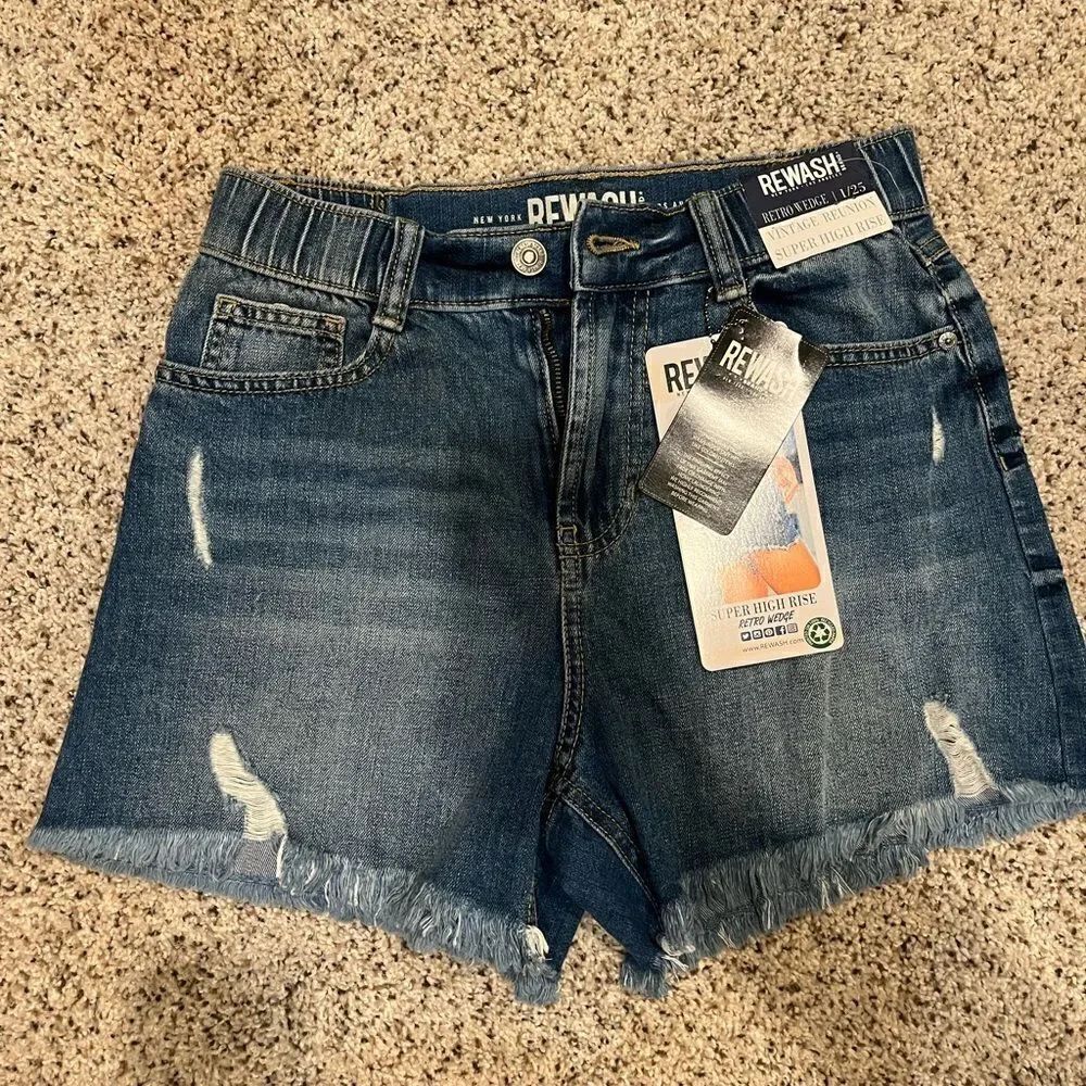 Rewash high waisted jean shorts NWT